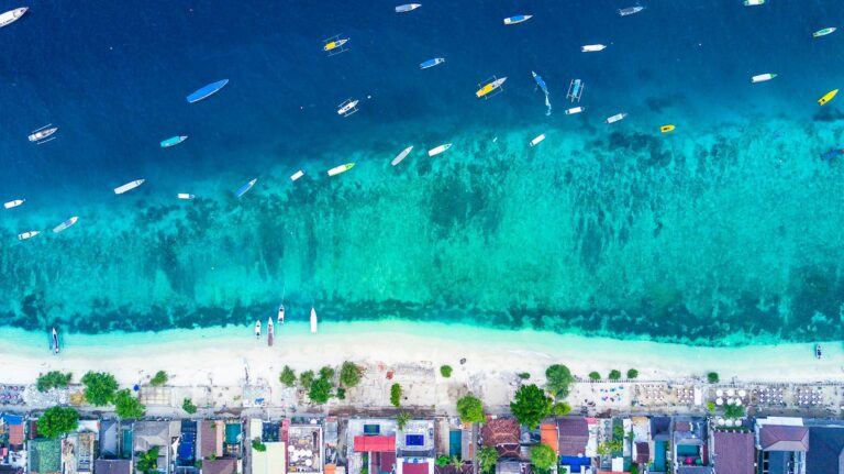 Best 10 Beaches in the Gili Islands - Gili Trawangan (2)