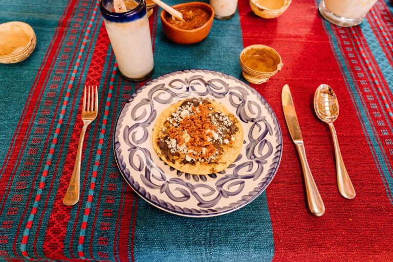 Best 10 Foods You Must Try in Oaxaca City - Memelas