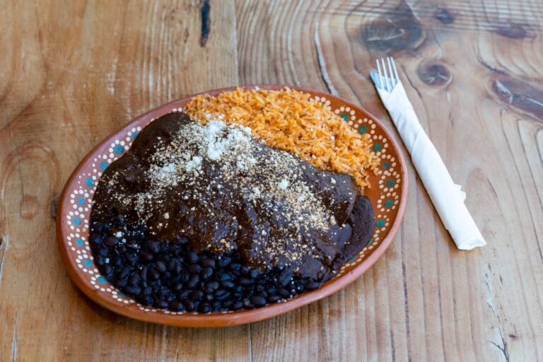 Best 10 Foods You Must Try in Oaxaca City - Mole Negro