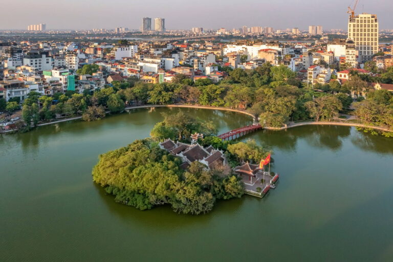 Hoan Kiem Lake & Ngoc Son Temple - Best 10 Things to Do in Hanoi on a Budget
