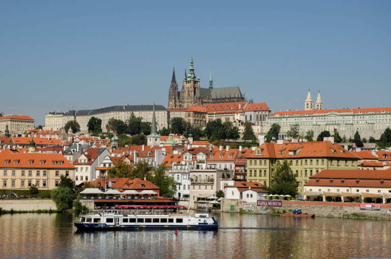 Prague Castle - Best 10 Things to Do in Prague for a Weekend