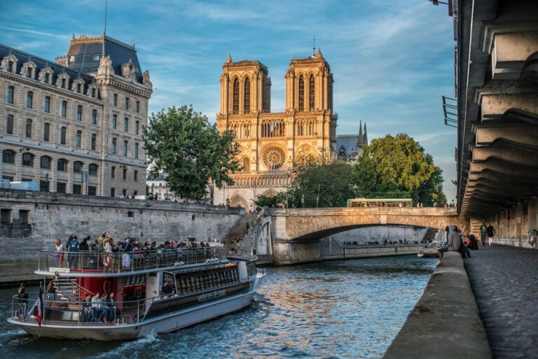Best 10 Things to See in Paris
