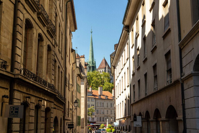 Old Town - Best 10 Things to Do for Free in Geneva
