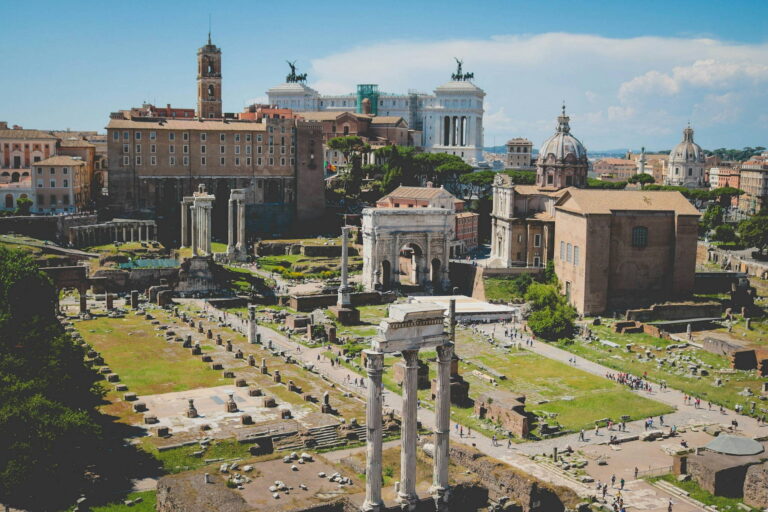 Roman Forum - Best 10 Things to See in Rome