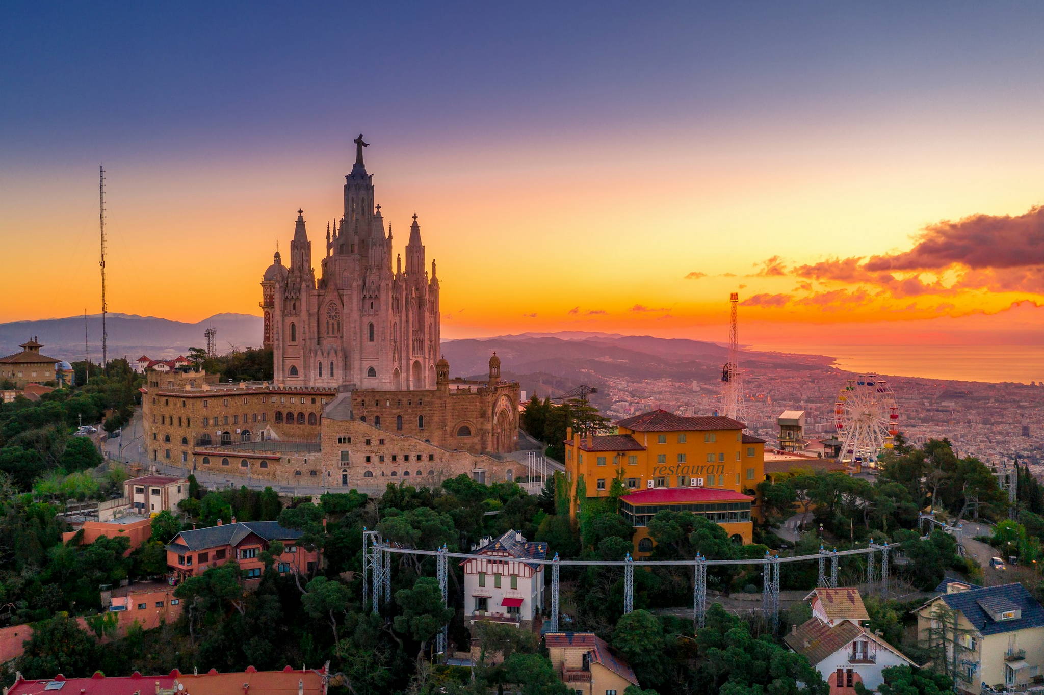 barcelona - Best 10 Things to See in Barcelona